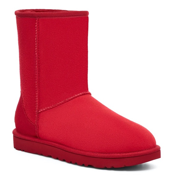 UGG Classic Short II Boot - Picture 3 of 3